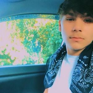 Meet your Posher, Austyn